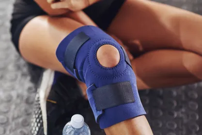 custom knee braces clinic in etobicoke | Rapharehab