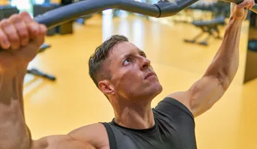 Biceps, Triceps & Back Workouts: Safe Tips from Rapharehab for Stronger Upper Body