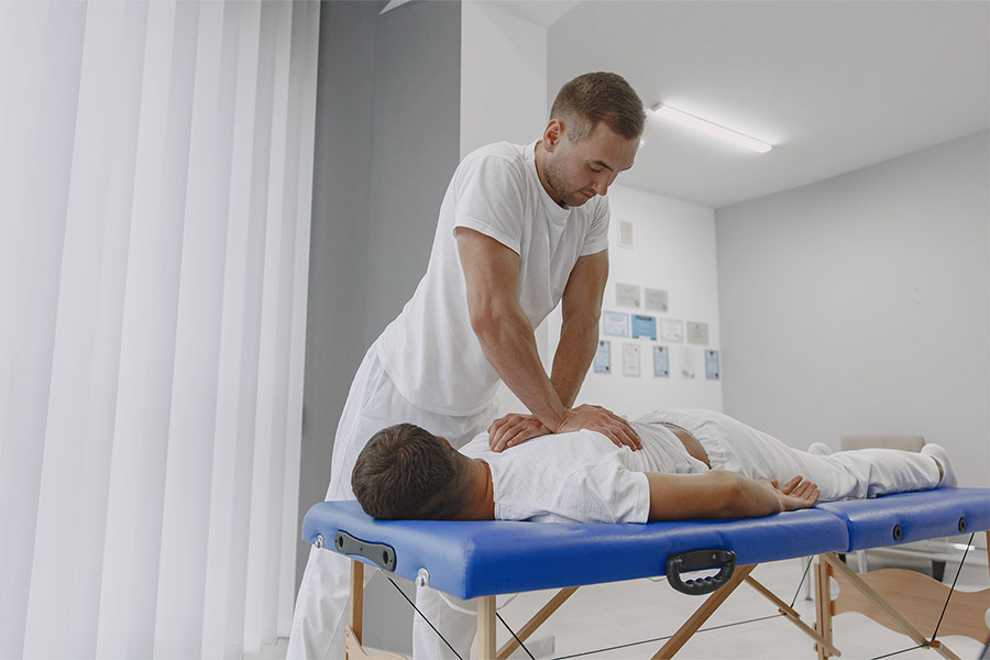 spinal-decompression Spinal Decompression Therapy | Rapharehab